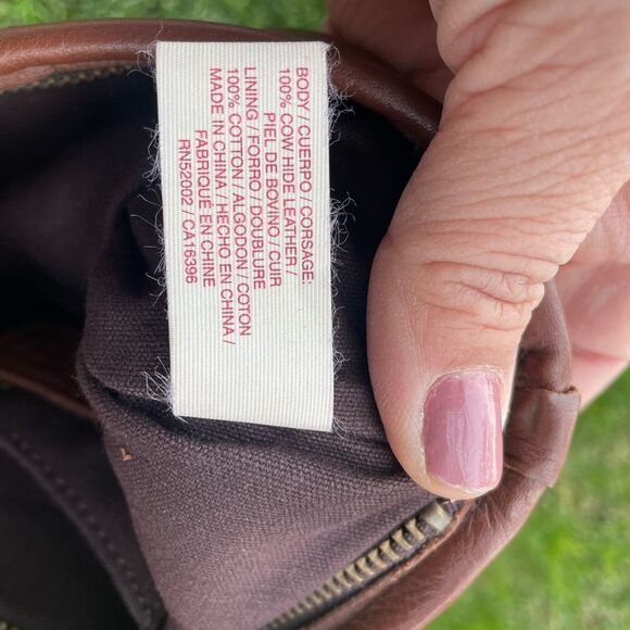 Lucky 🍀 Brand Leather Wristlet - Picture 5 of 5